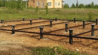 Установка и монтаж - винтовые сваи в Новом Уренгое для свайного фундамента дома. Цена от 2073 руб - видео закручивание