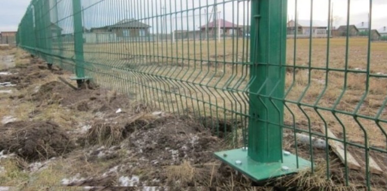 Купить сваи для ограждения от производителя в Новом Уренгое от 1400 руб: низкая цена, быстрая установка